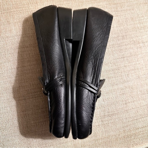 Aerosoles Dubious Leather Ring Strap Detail StitchNTurn Loafers Flats Slip On - Picture 7 of 13